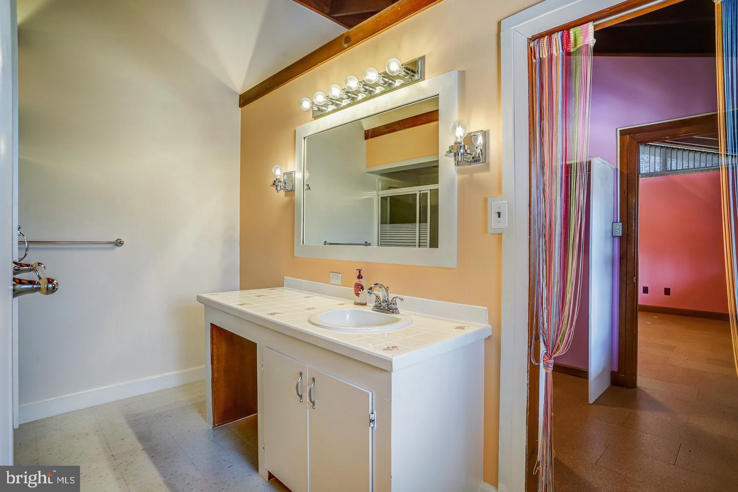 SKYLINE ESTATES - Residential