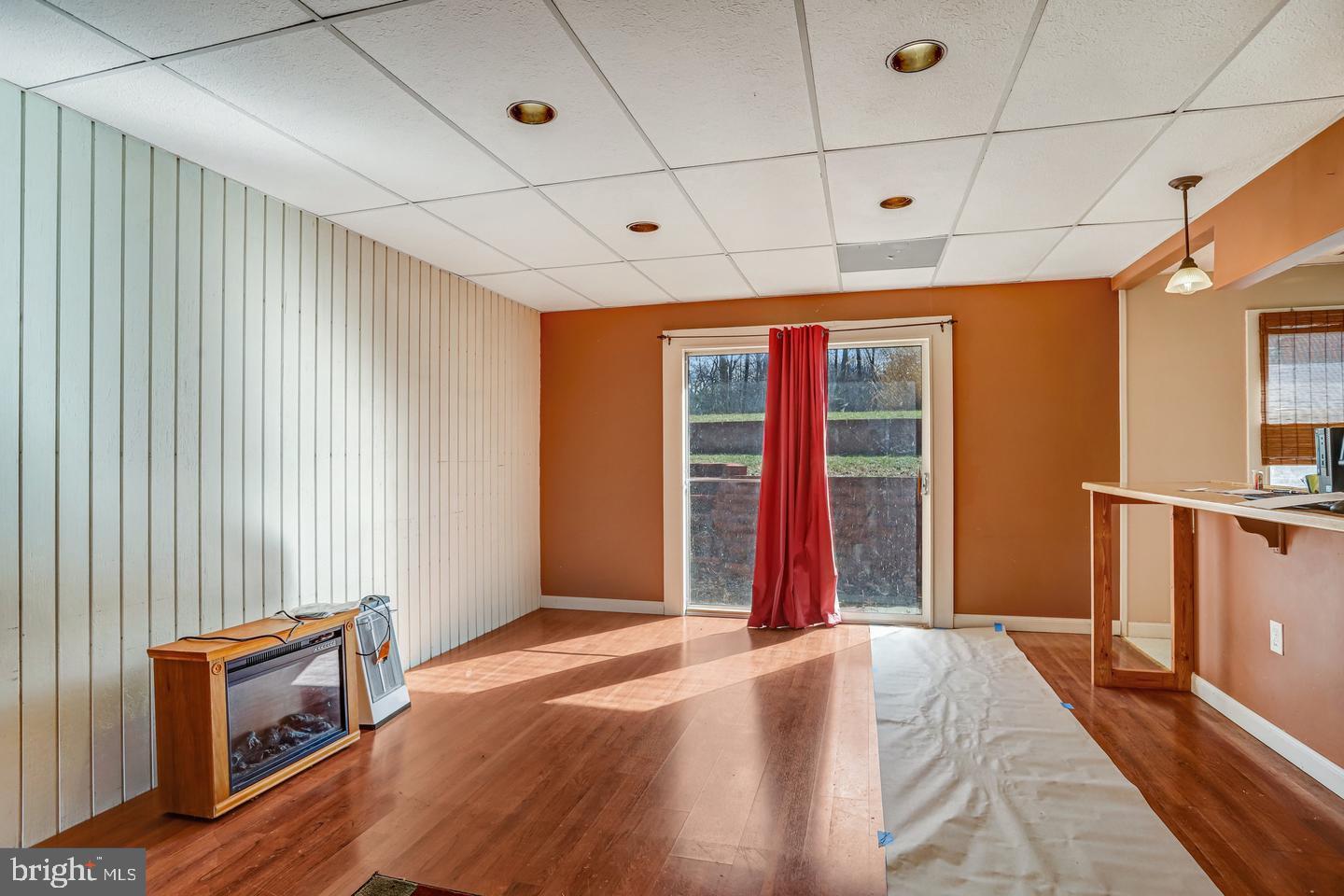 SKYLINE ESTATES - Residential