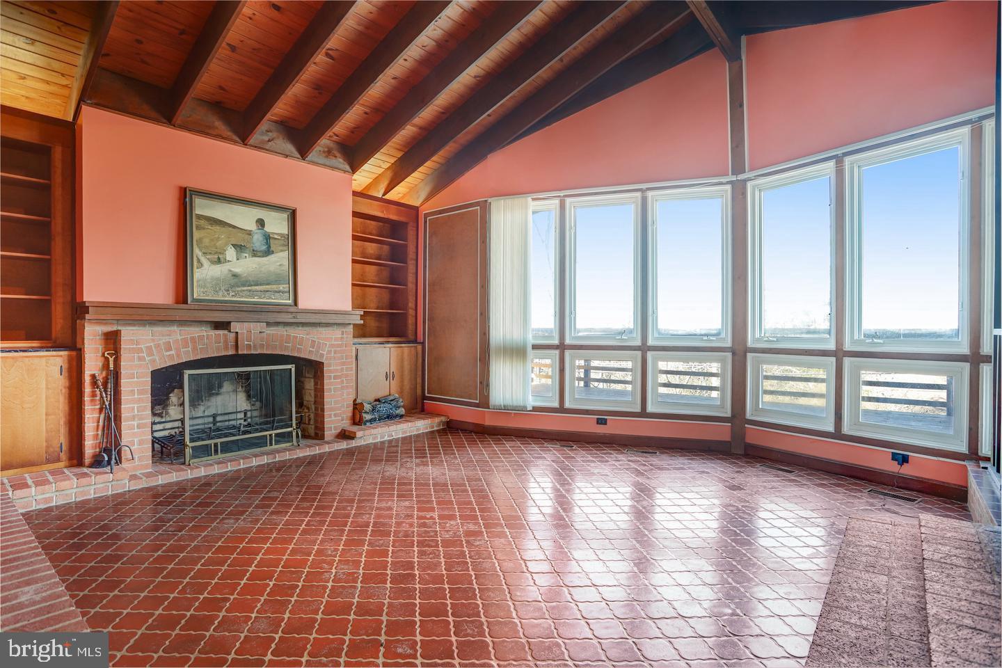 SKYLINE ESTATES - Residential