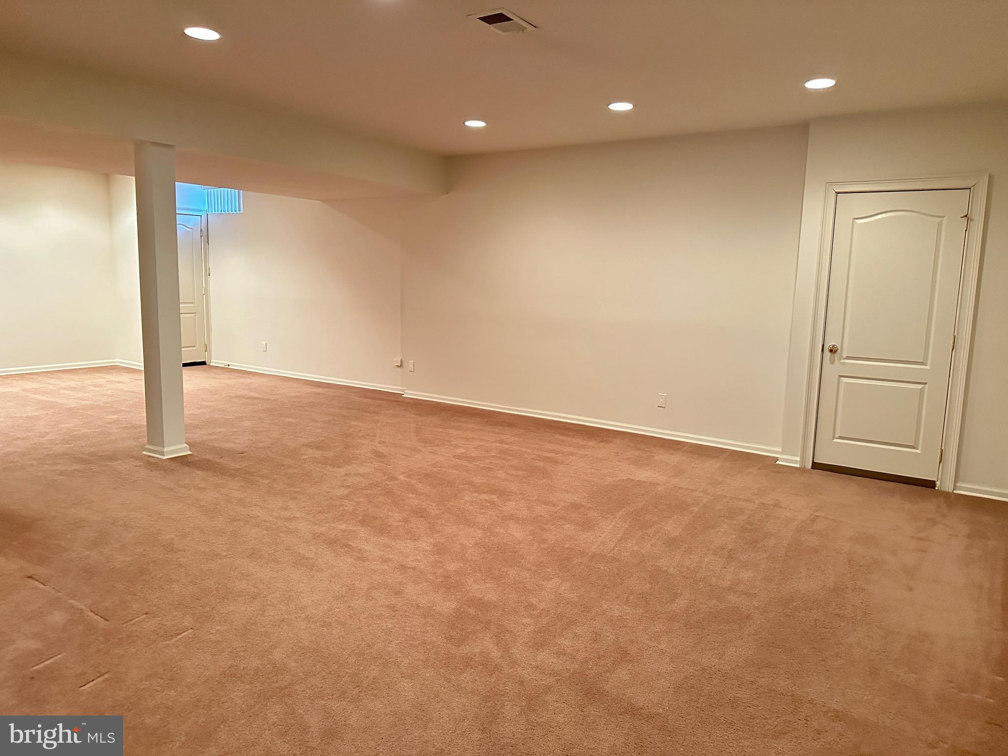 HUNTINGDON VALLEY - Residential