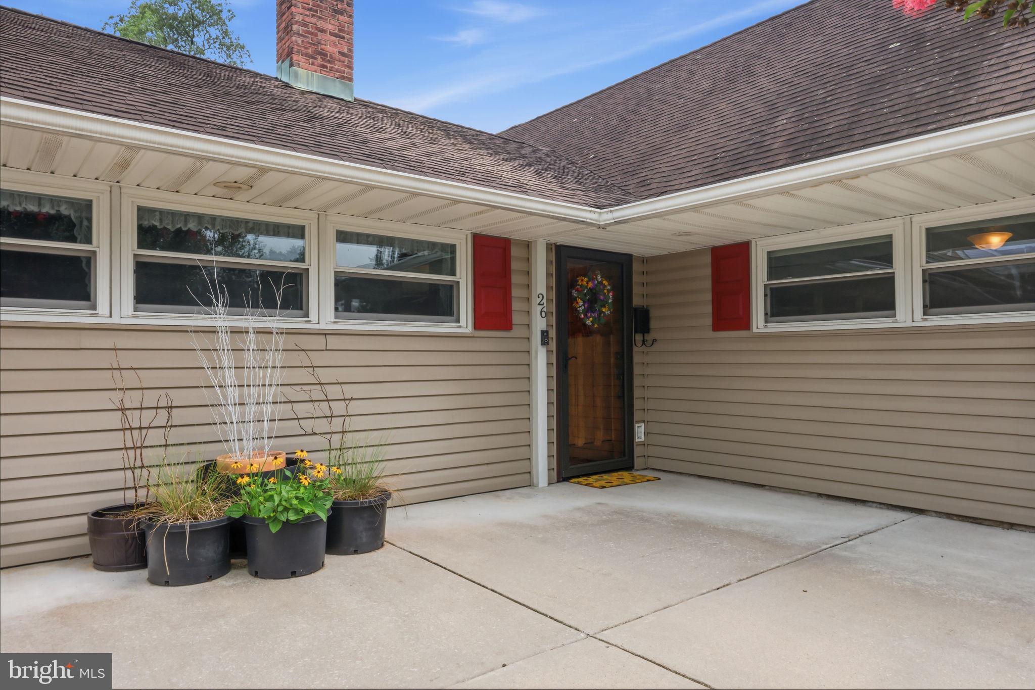 FORSYTHIA GATE - Residential