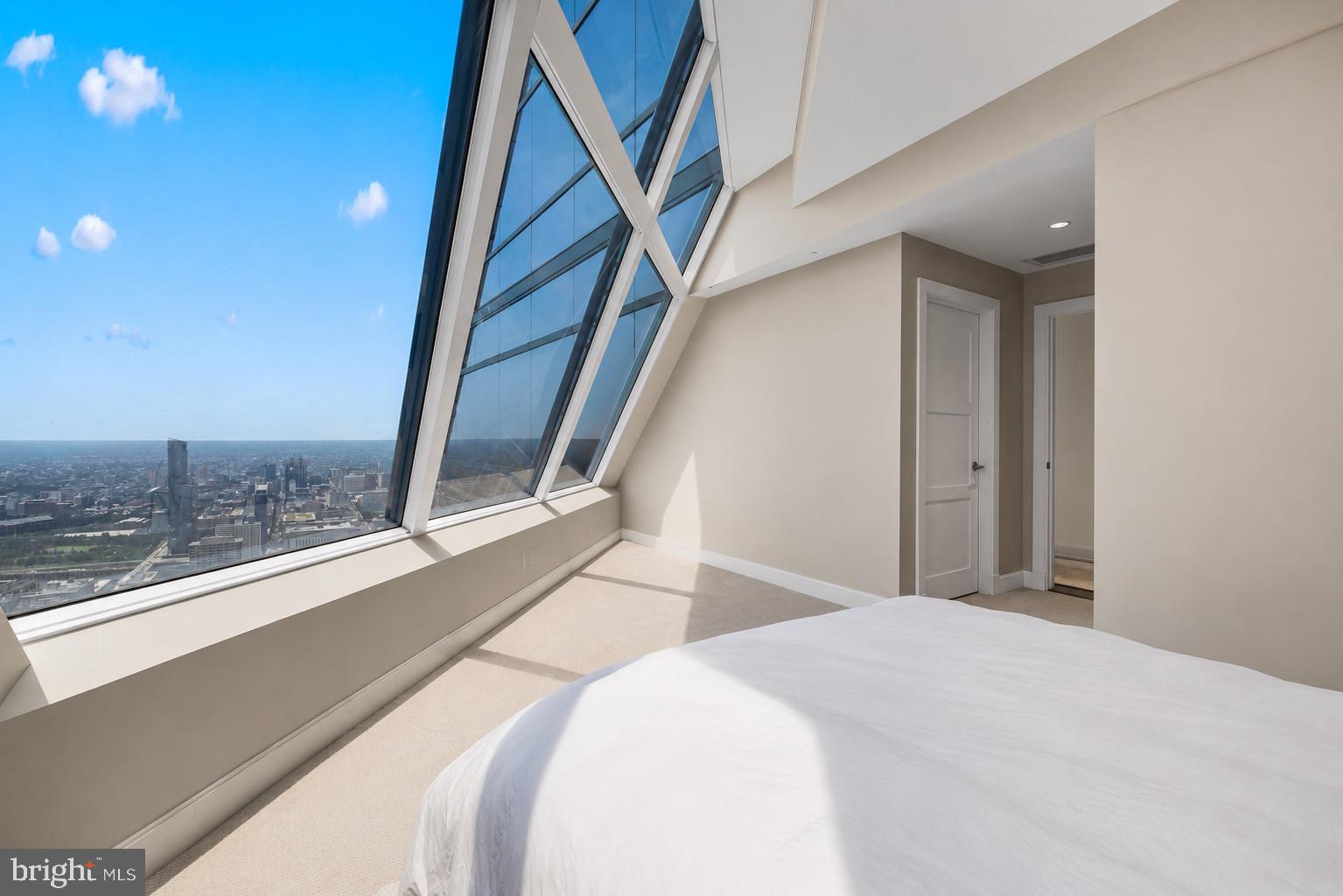 CENTER CITY - Residential