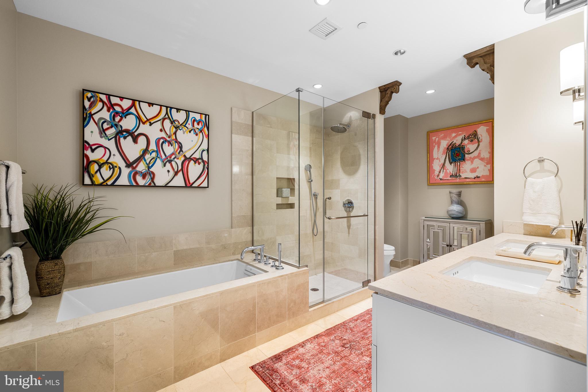 CENTER CITY - Residential