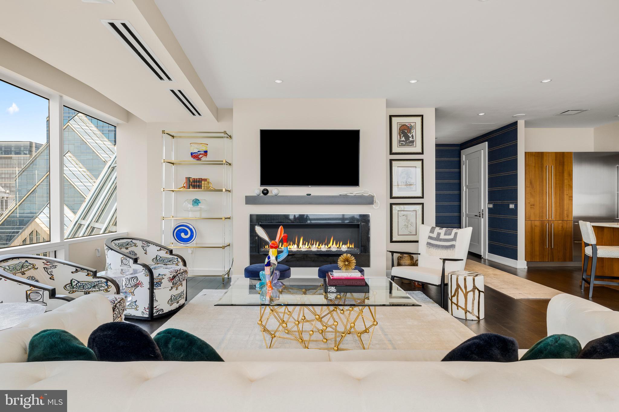 CENTER CITY - Residential