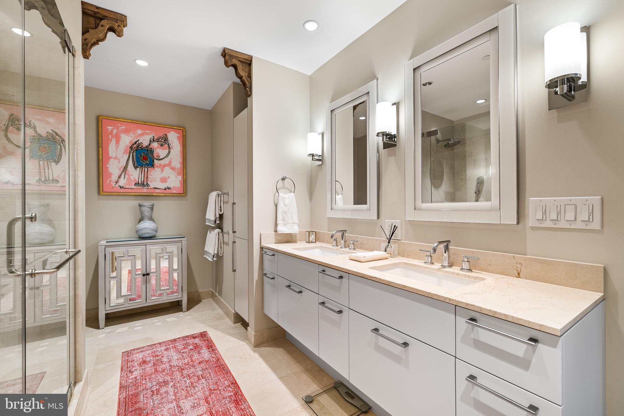 CENTER CITY - Residential