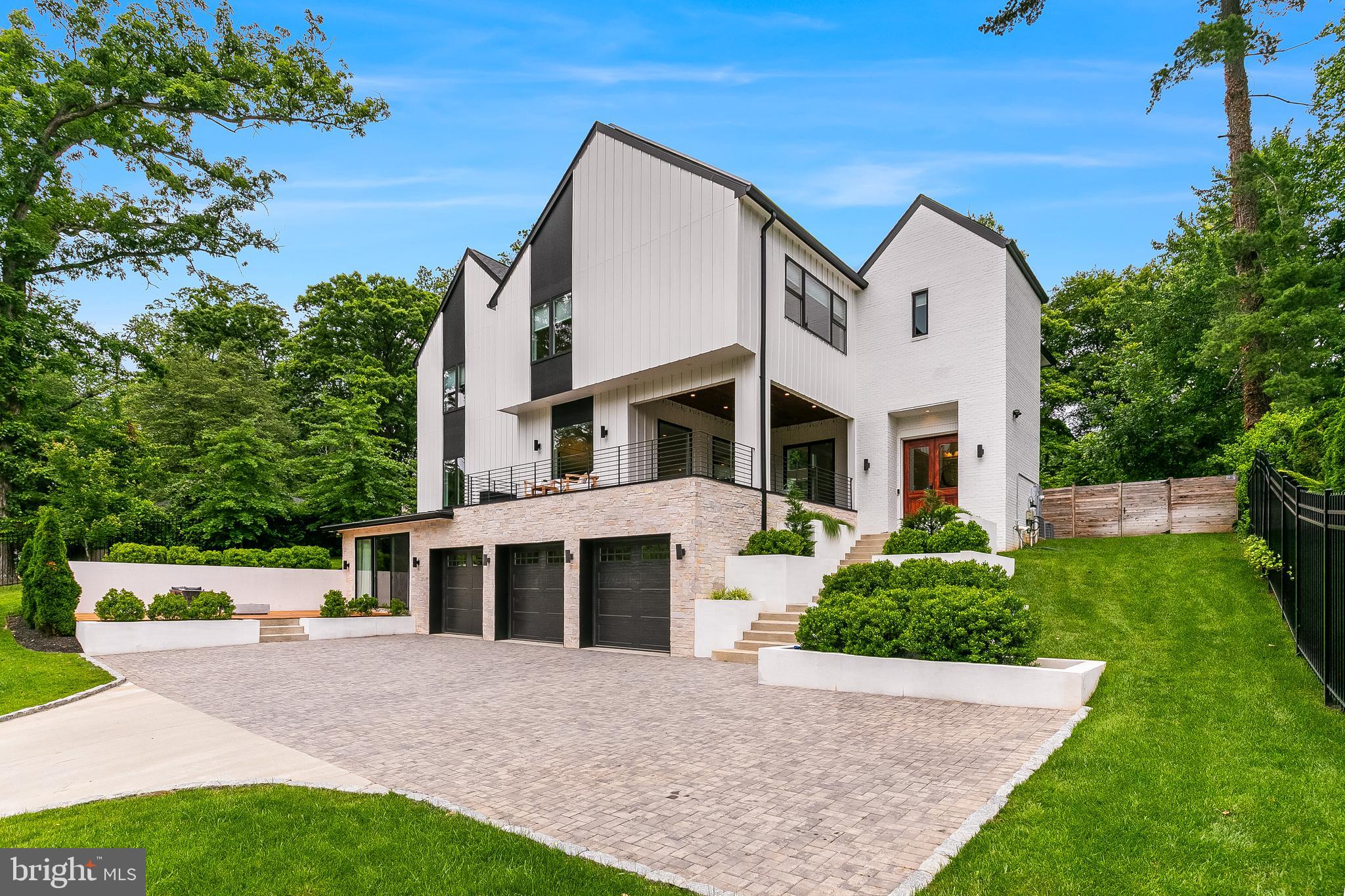 CHESTERBROOK WOODS - Residential