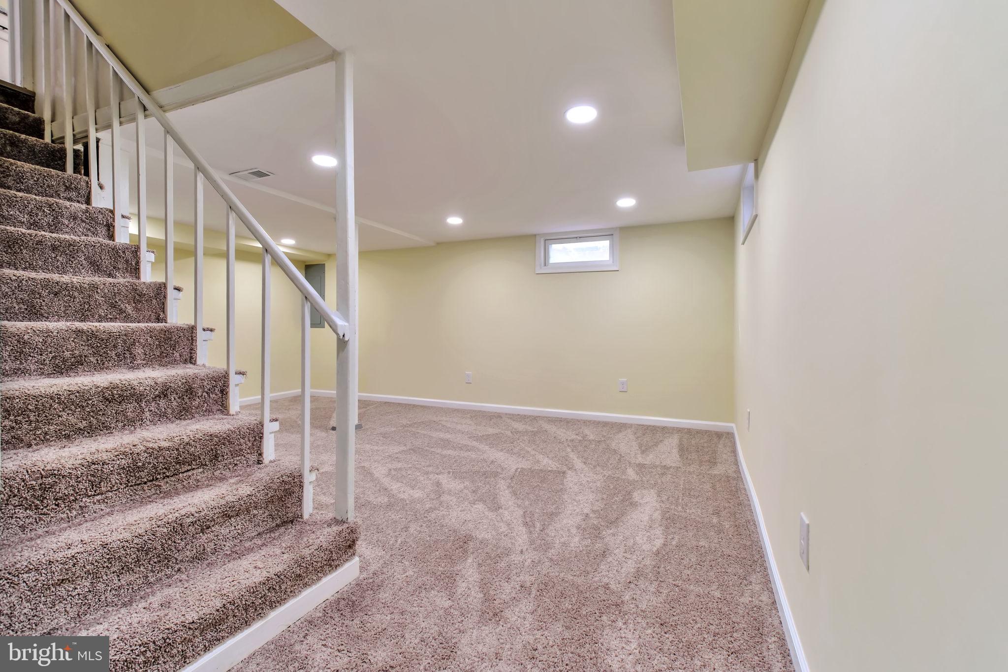 ANNANDALE - Residential