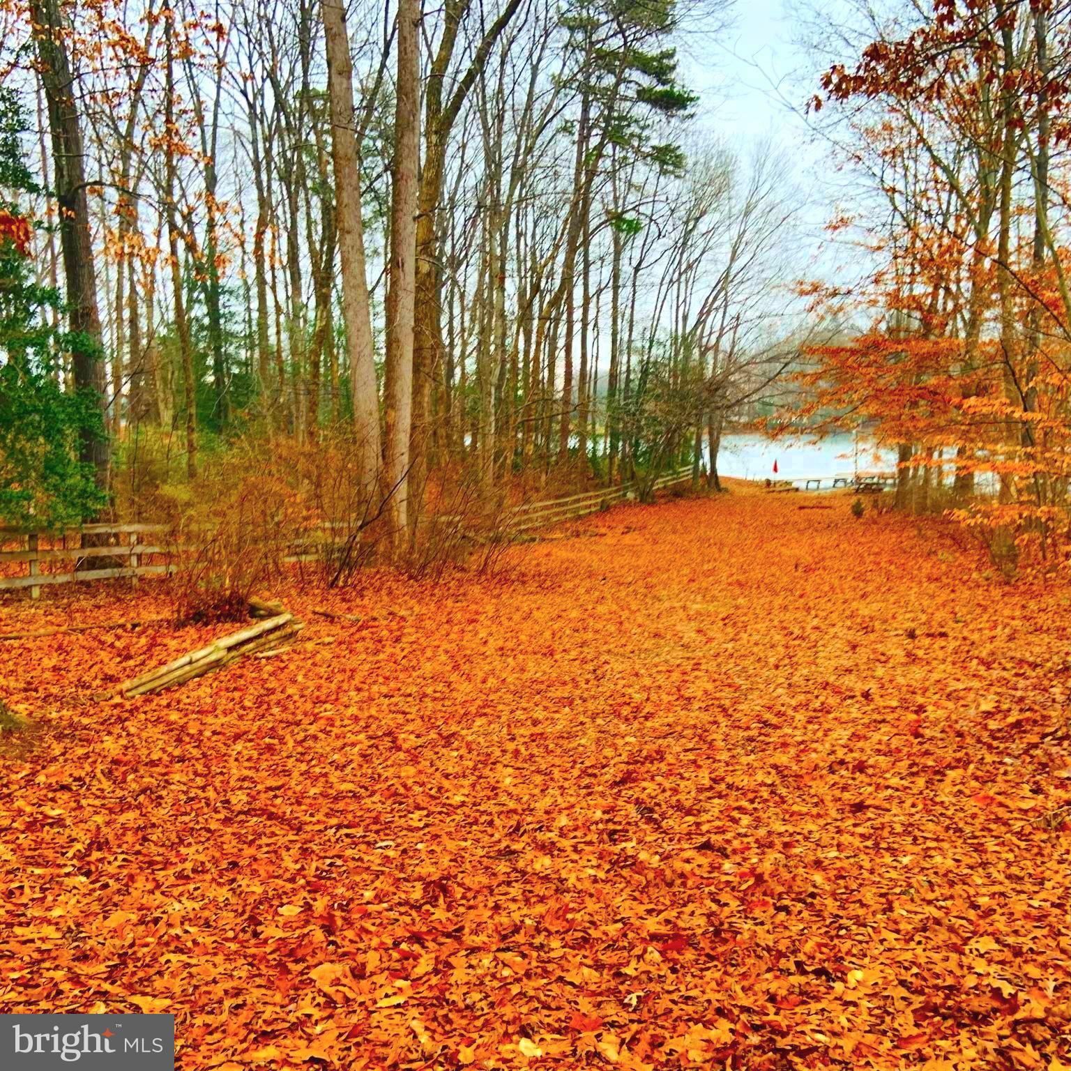 ASPEN HILL - Land