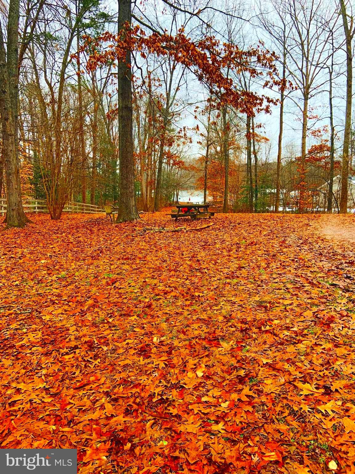 ASPEN HILL - Land