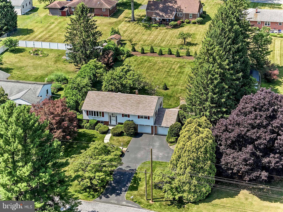 KENILWORTH - Residential