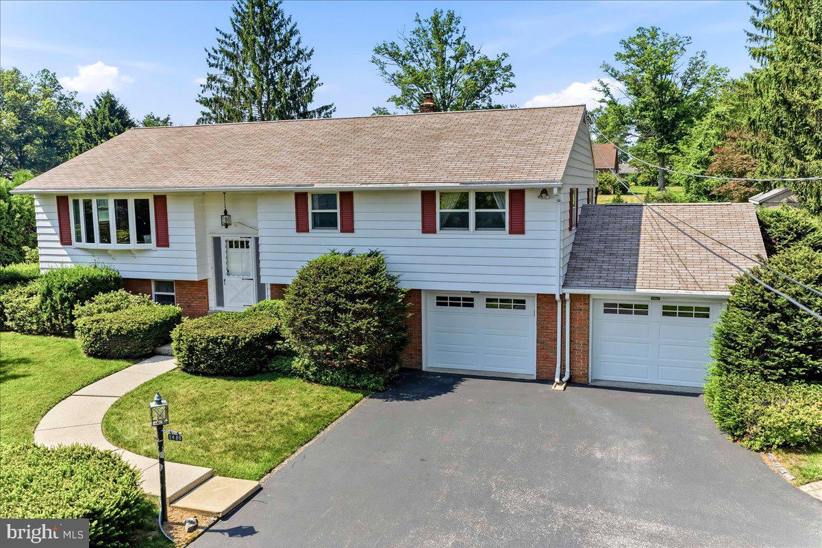 KENILWORTH - Residential