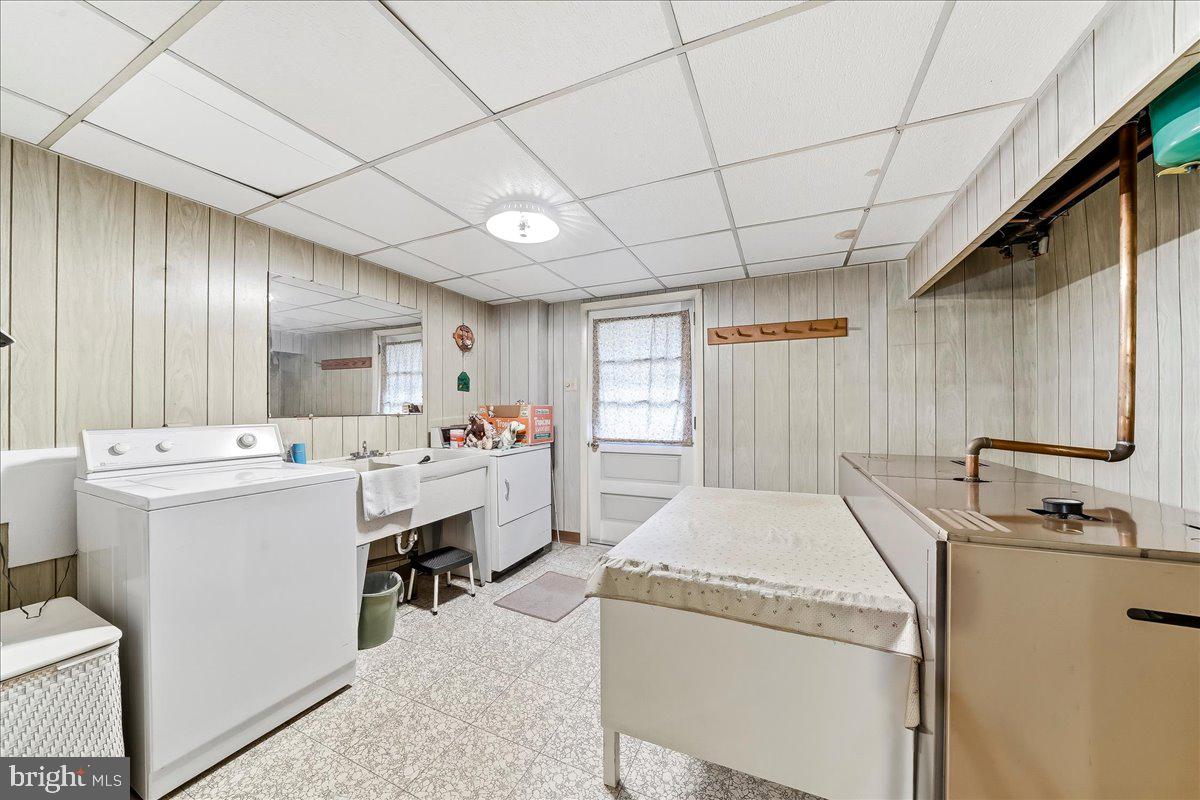 KENILWORTH - Residential
