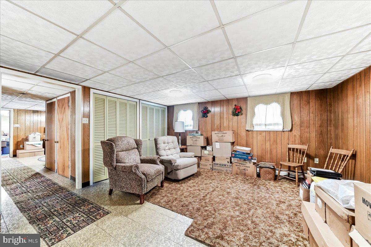 KENILWORTH - Residential