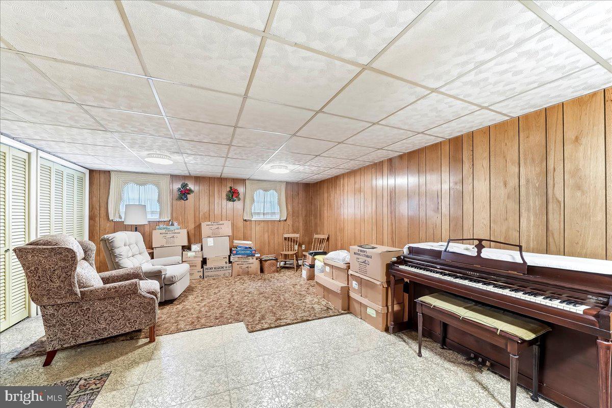 KENILWORTH - Residential