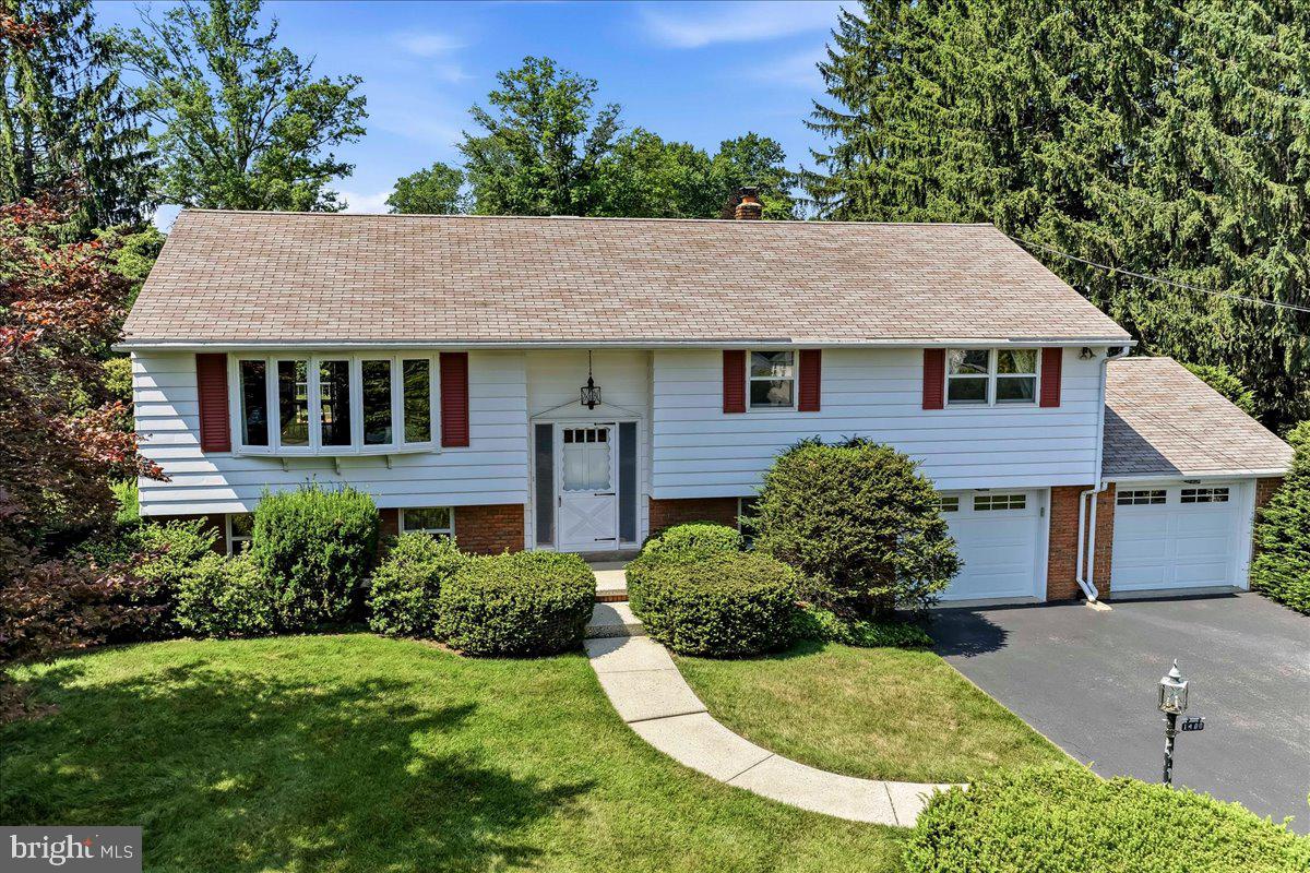 KENILWORTH - Residential