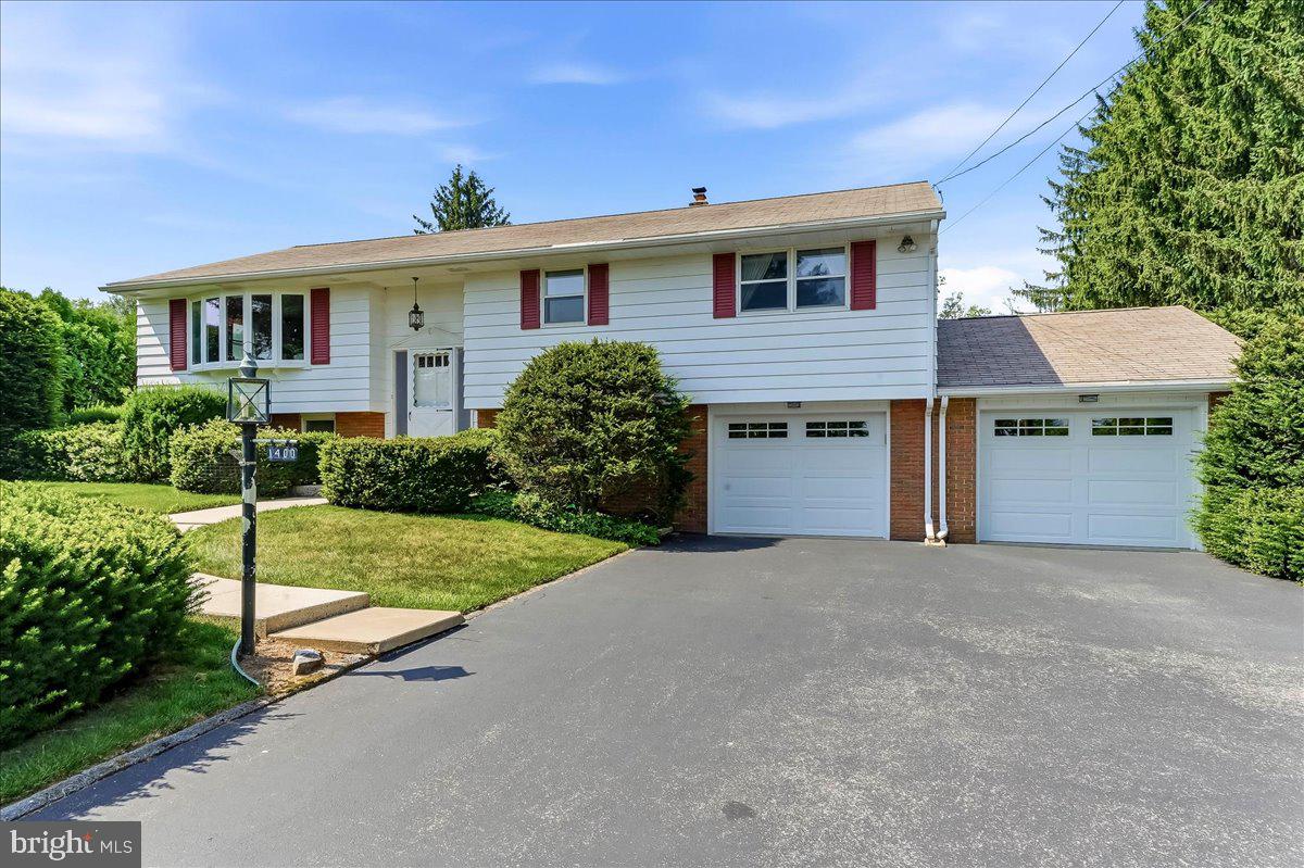 KENILWORTH - Residential
