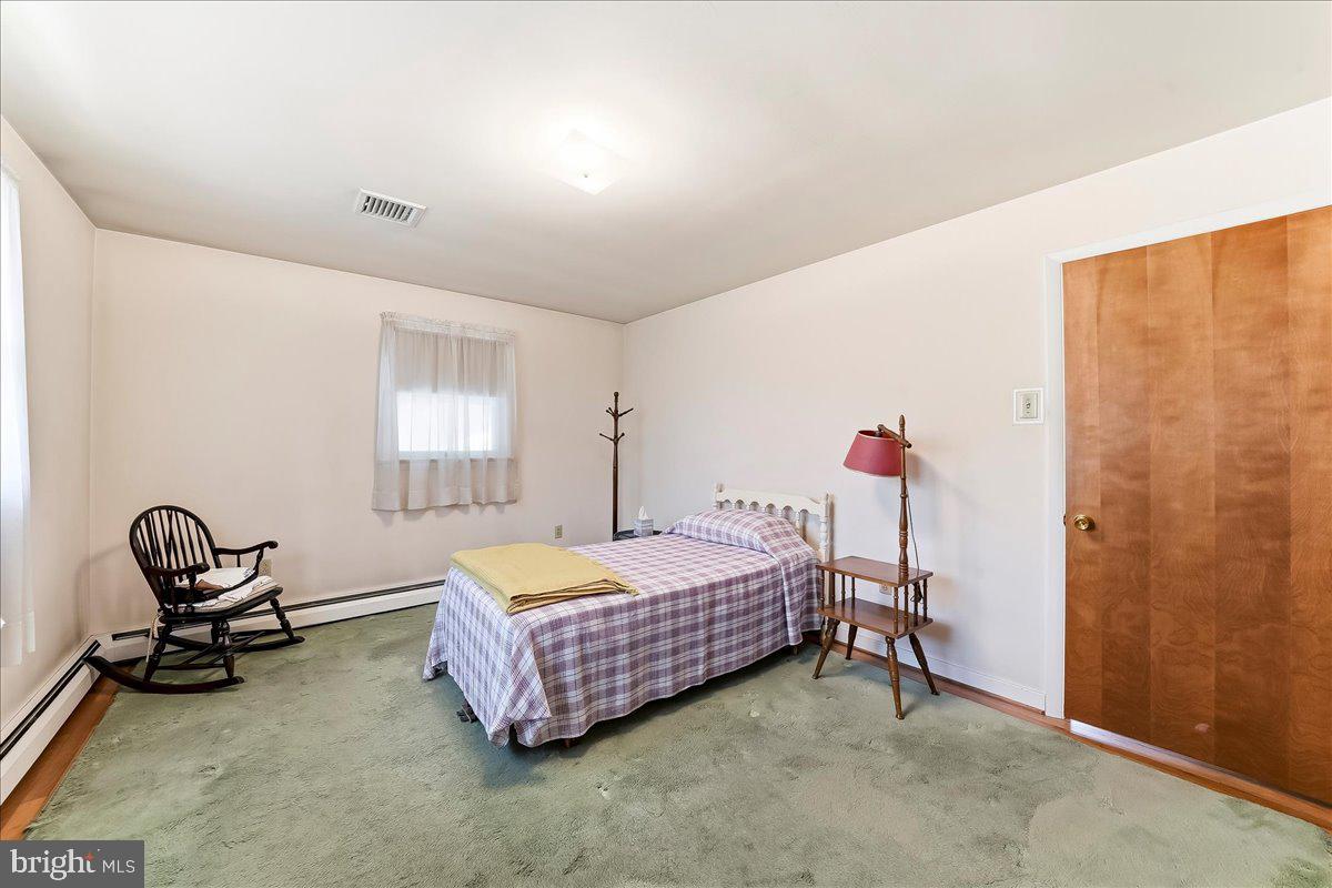 KENILWORTH - Residential