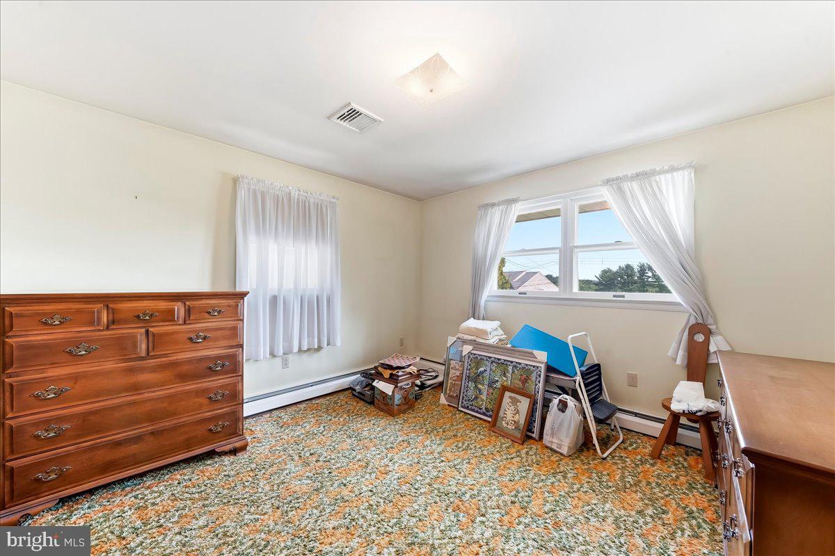 KENILWORTH - Residential