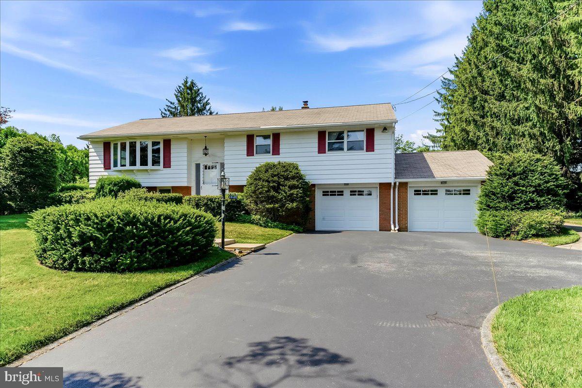 KENILWORTH - Residential