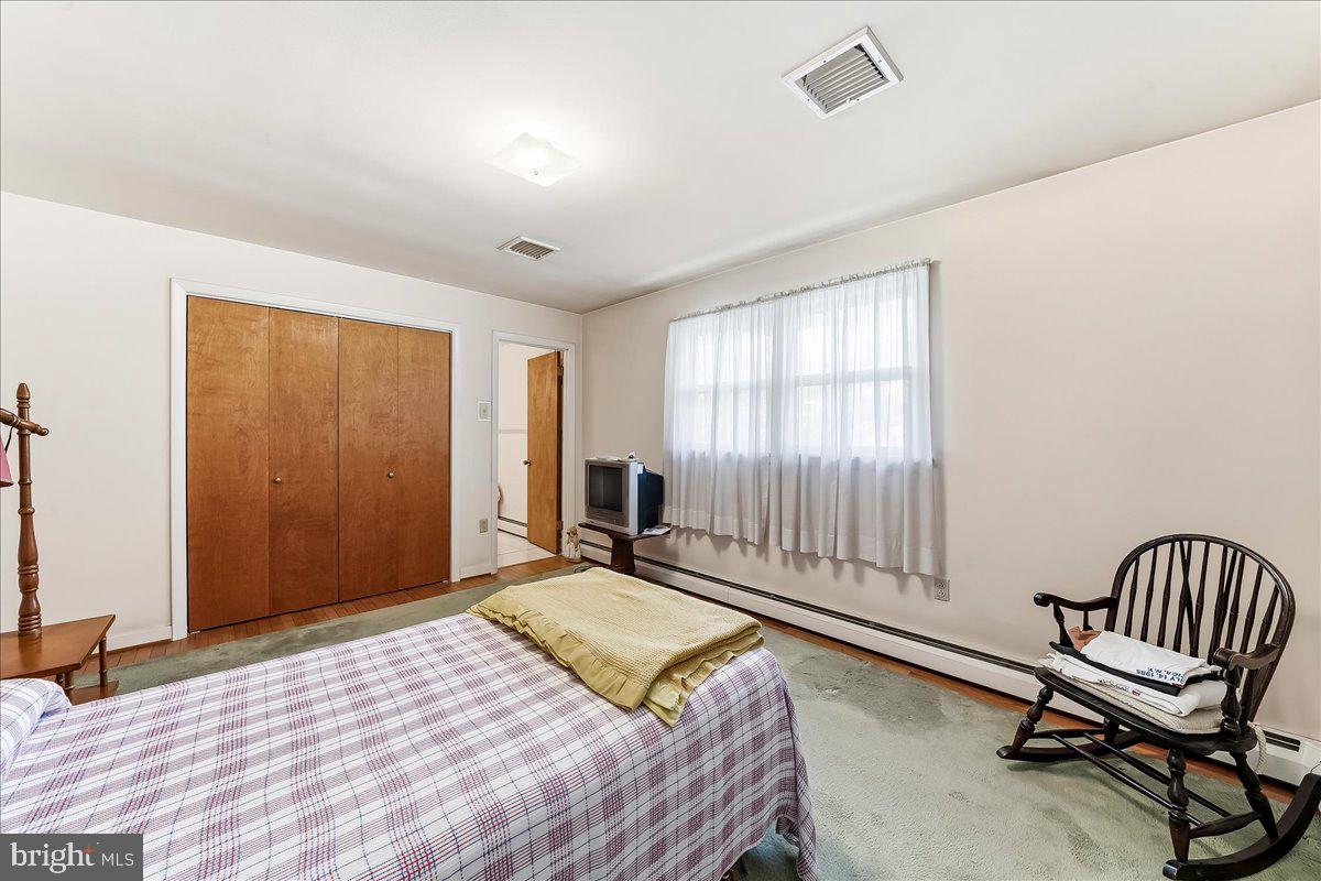 KENILWORTH - Residential