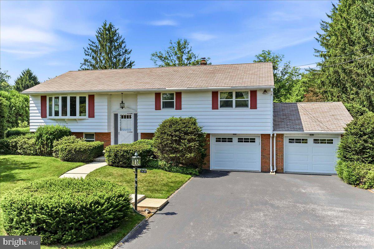 KENILWORTH - Residential