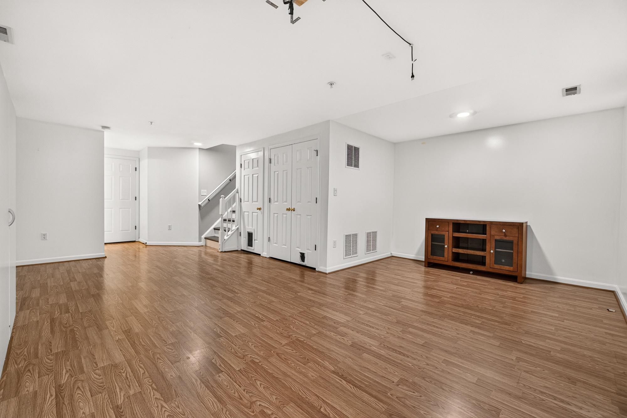 WHITTIER POND - Residential