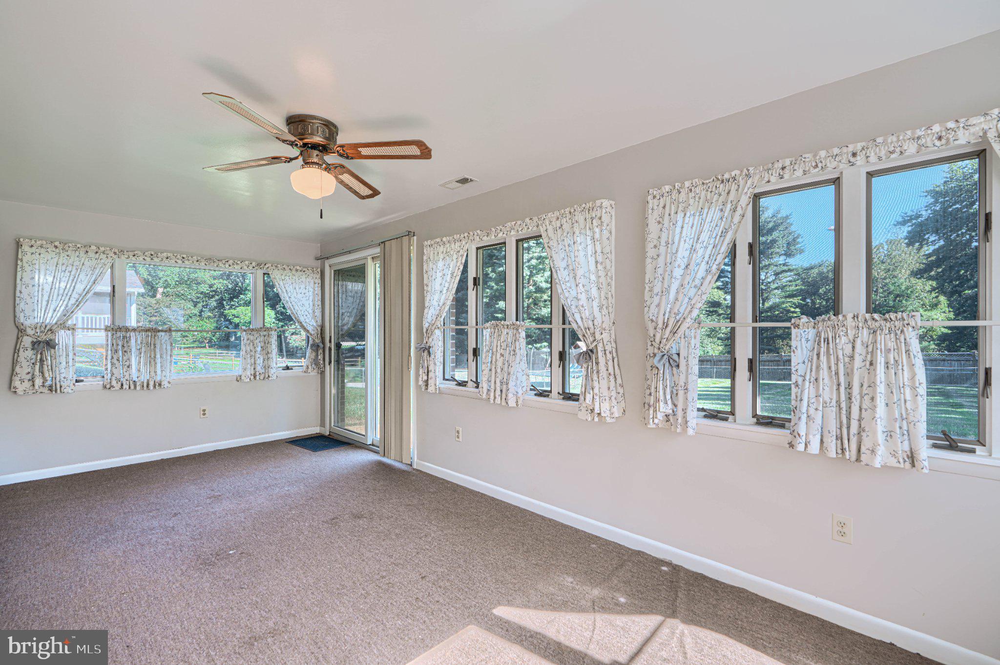STRAWBRIDGE ESTATES - Residential