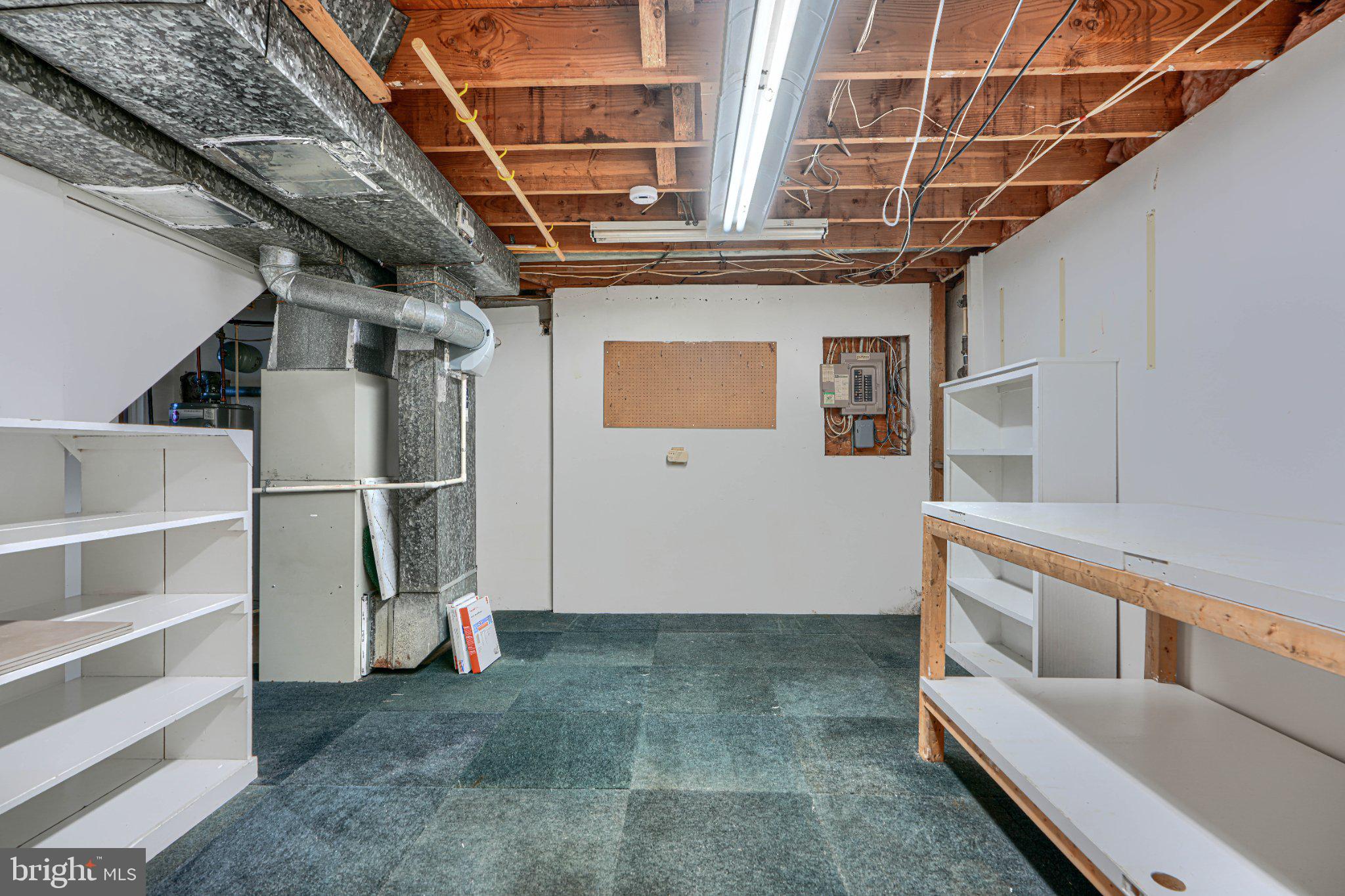 STRAWBRIDGE ESTATES - Residential