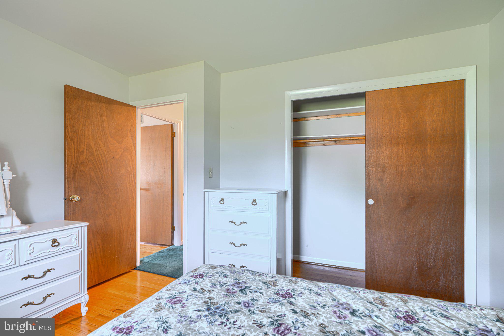 STRAWBRIDGE ESTATES - Residential