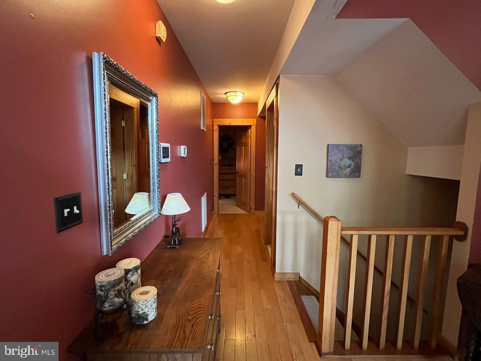 THUNDERBIRD FARM - Residential