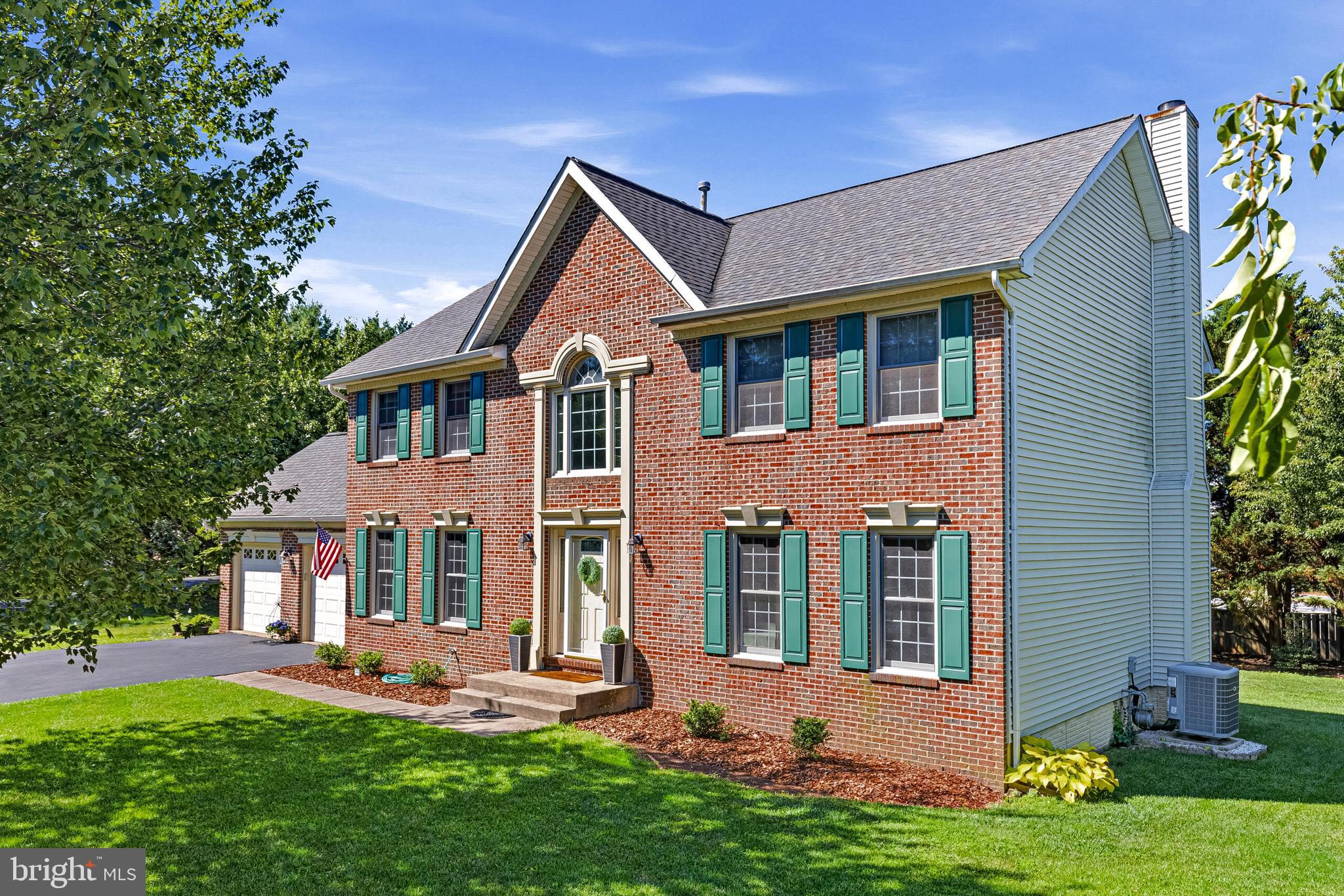 FLORIS DOWNS - Residential
