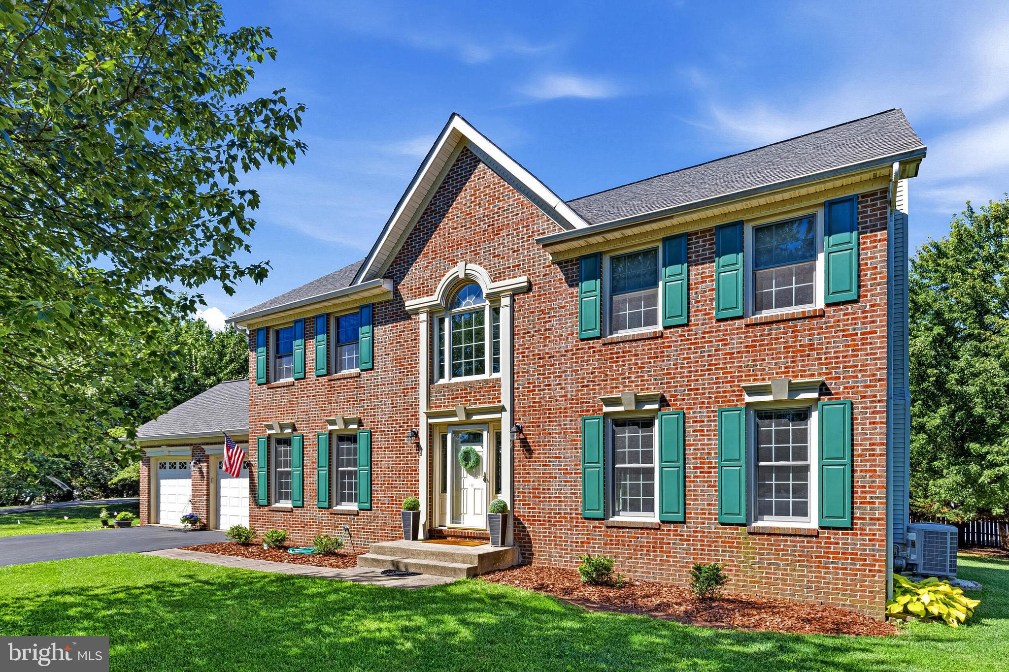 FLORIS DOWNS - Residential
