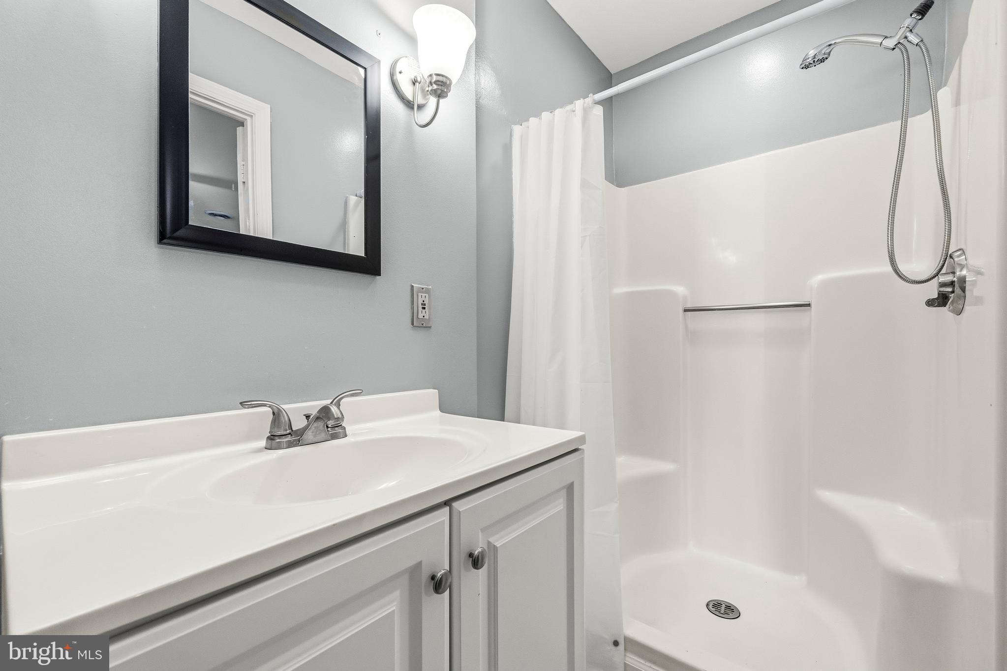 PINES OF LAUREL - Residential