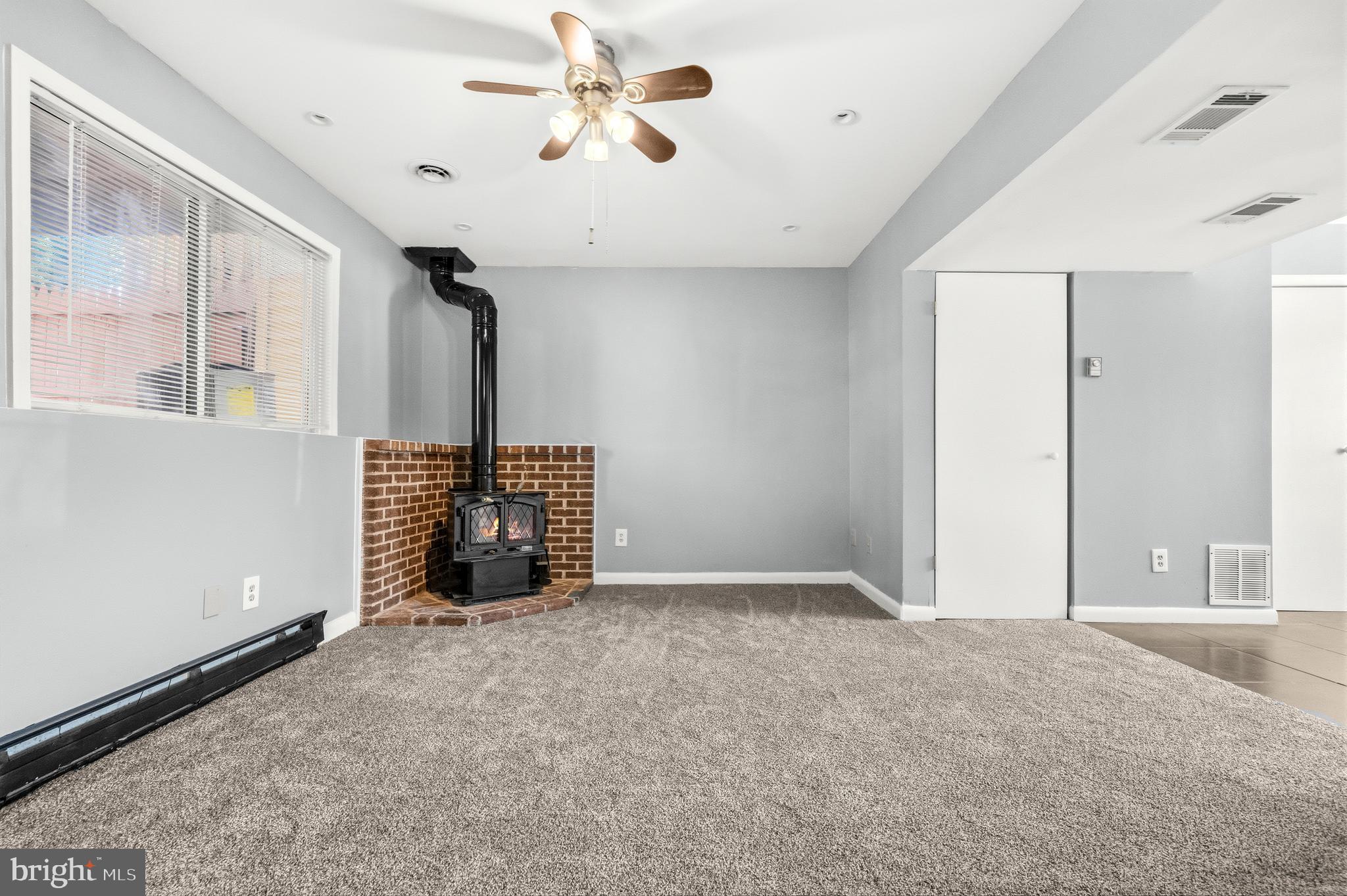 PINES OF LAUREL - Residential