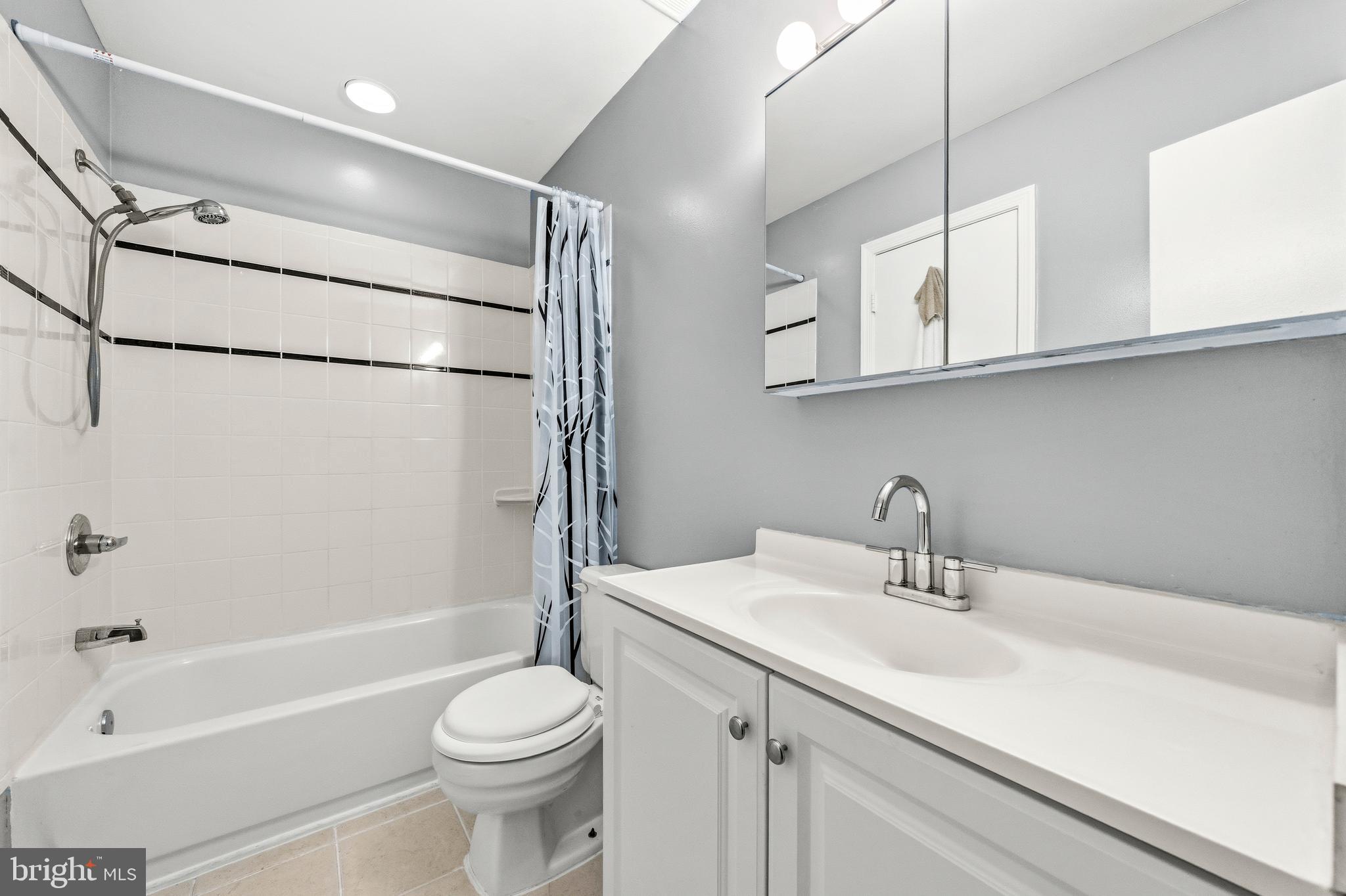 PINES OF LAUREL - Residential