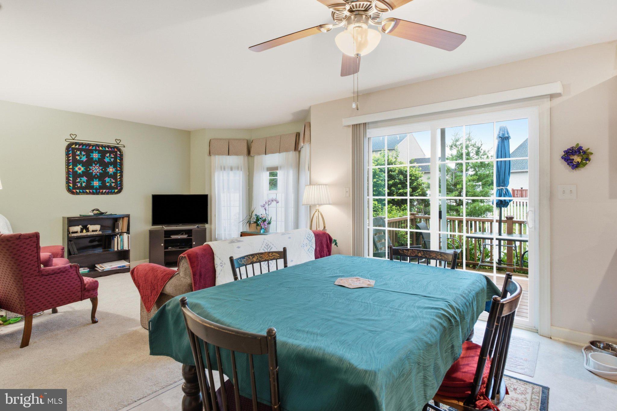 MOUNT JOY - Residential