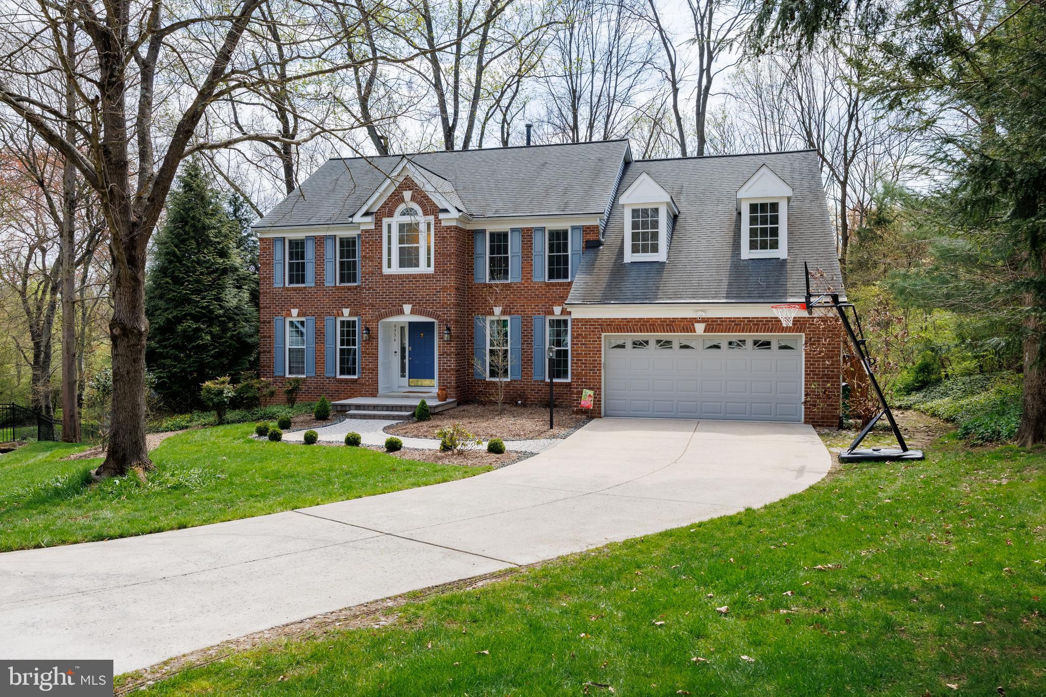 RIVER HILL - Residential