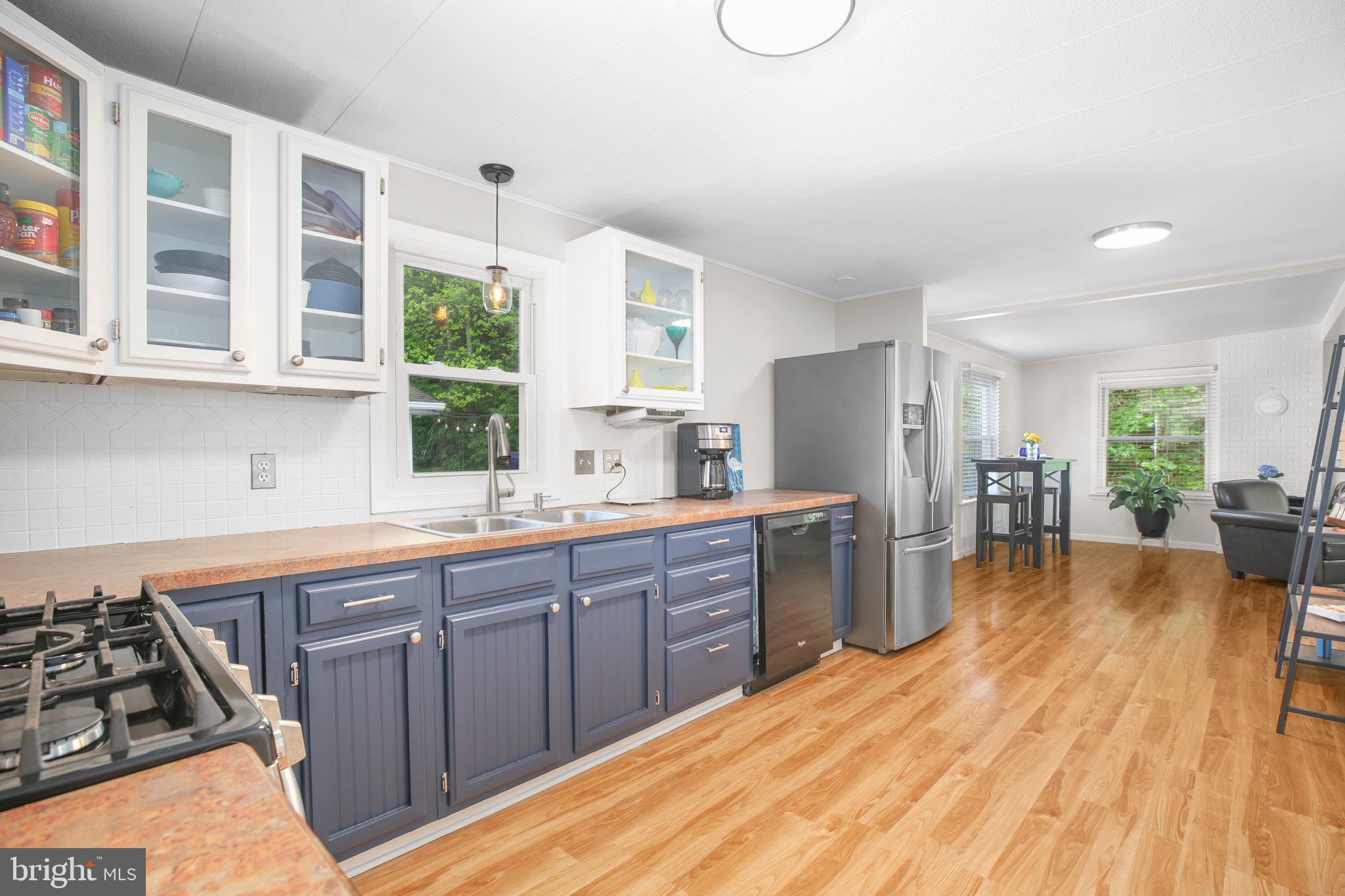 FAIRVIEW  BEACH - Residential