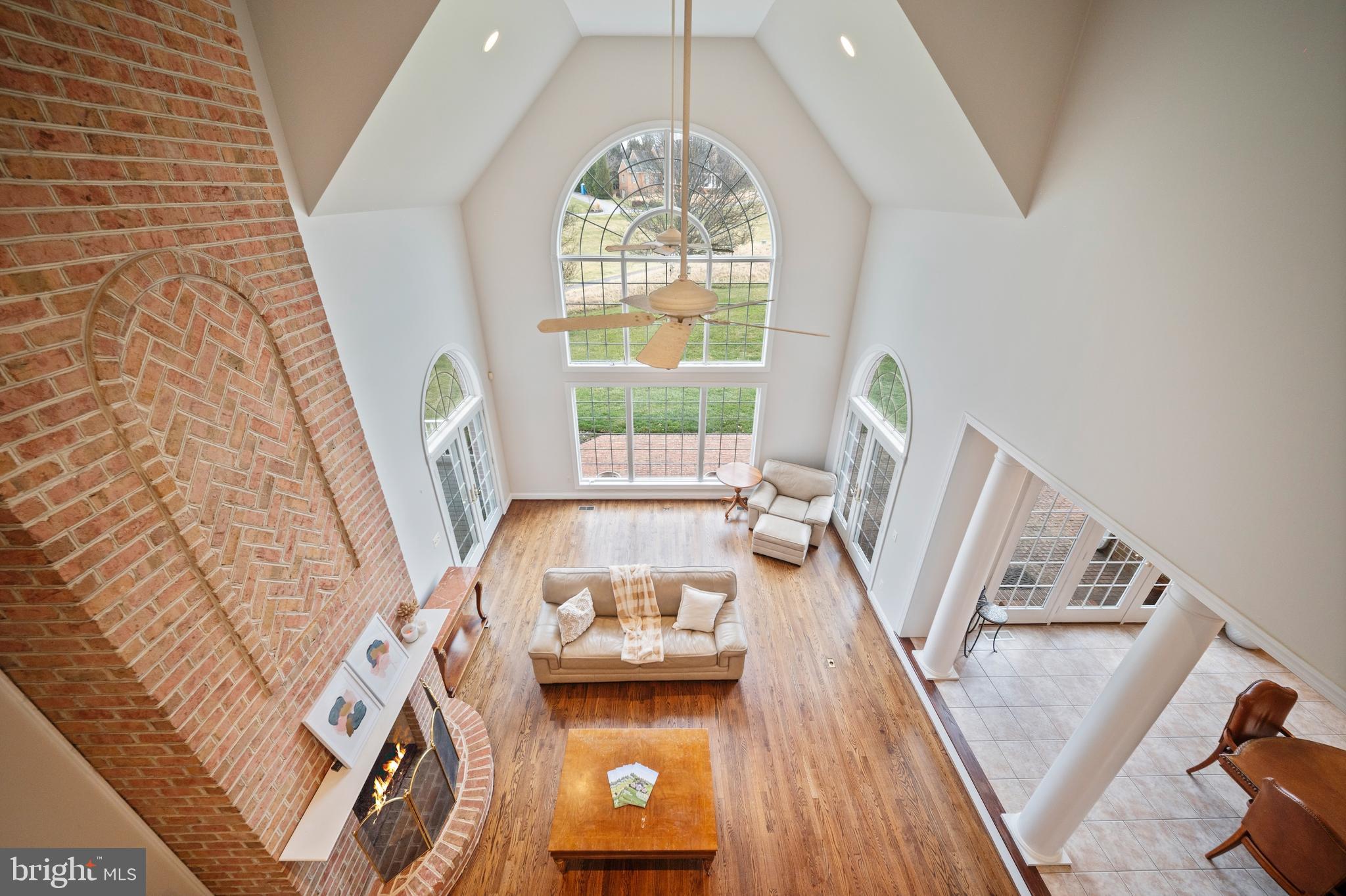 HAYFIELDS MANOR - Residential
