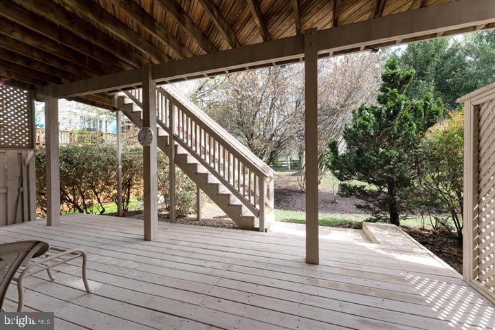 POTOMAC LAKES - Residential Lease