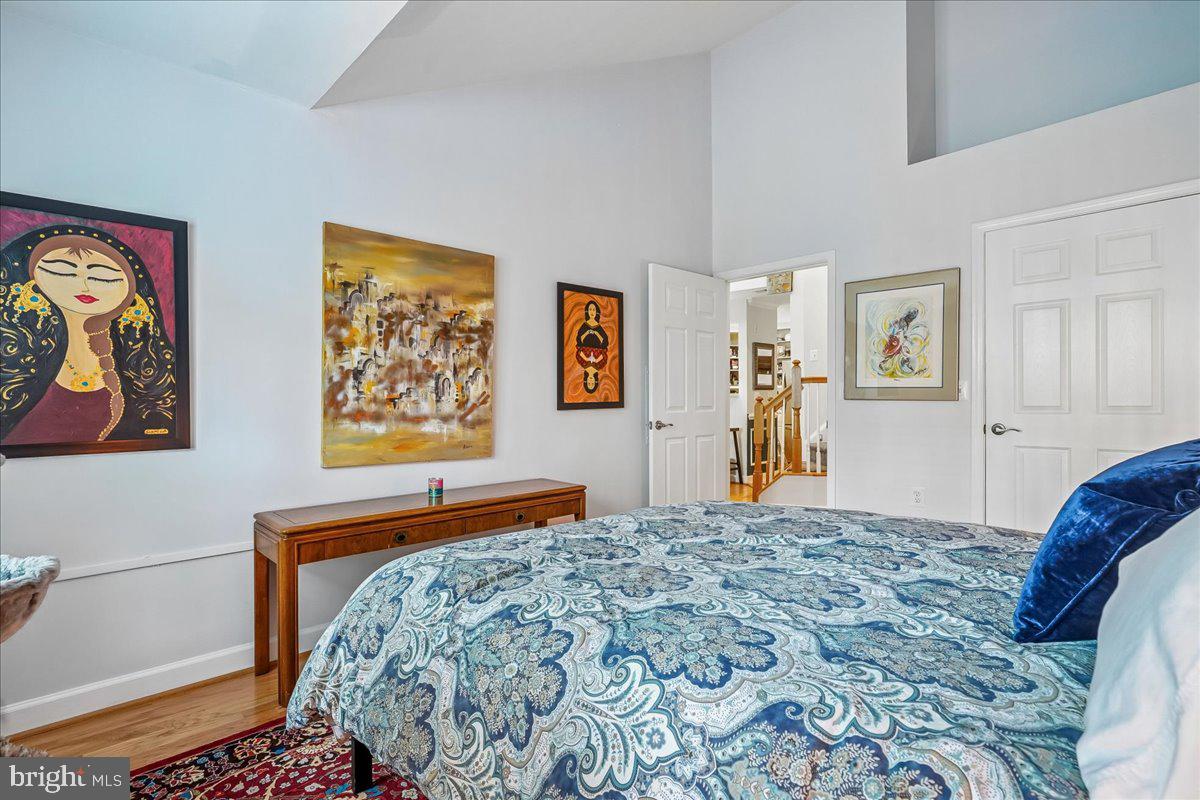 COURTHOUSE HILL - Residential