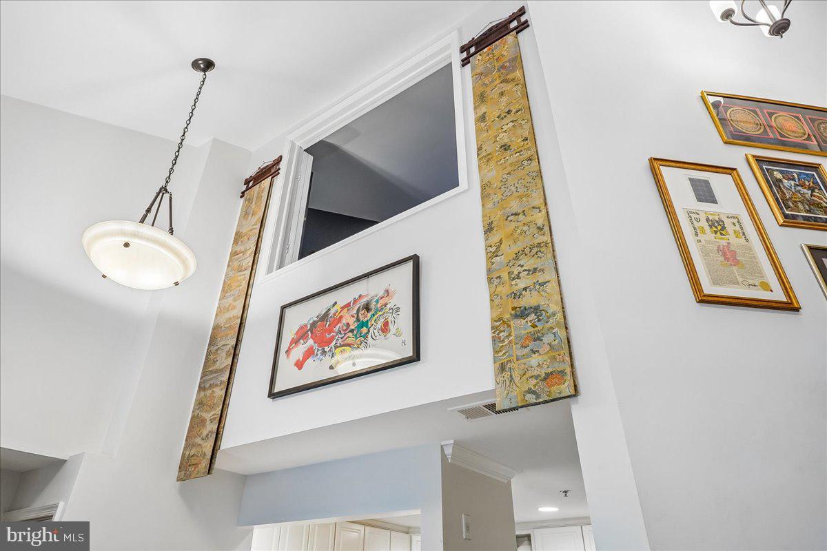 COURTHOUSE HILL - Residential