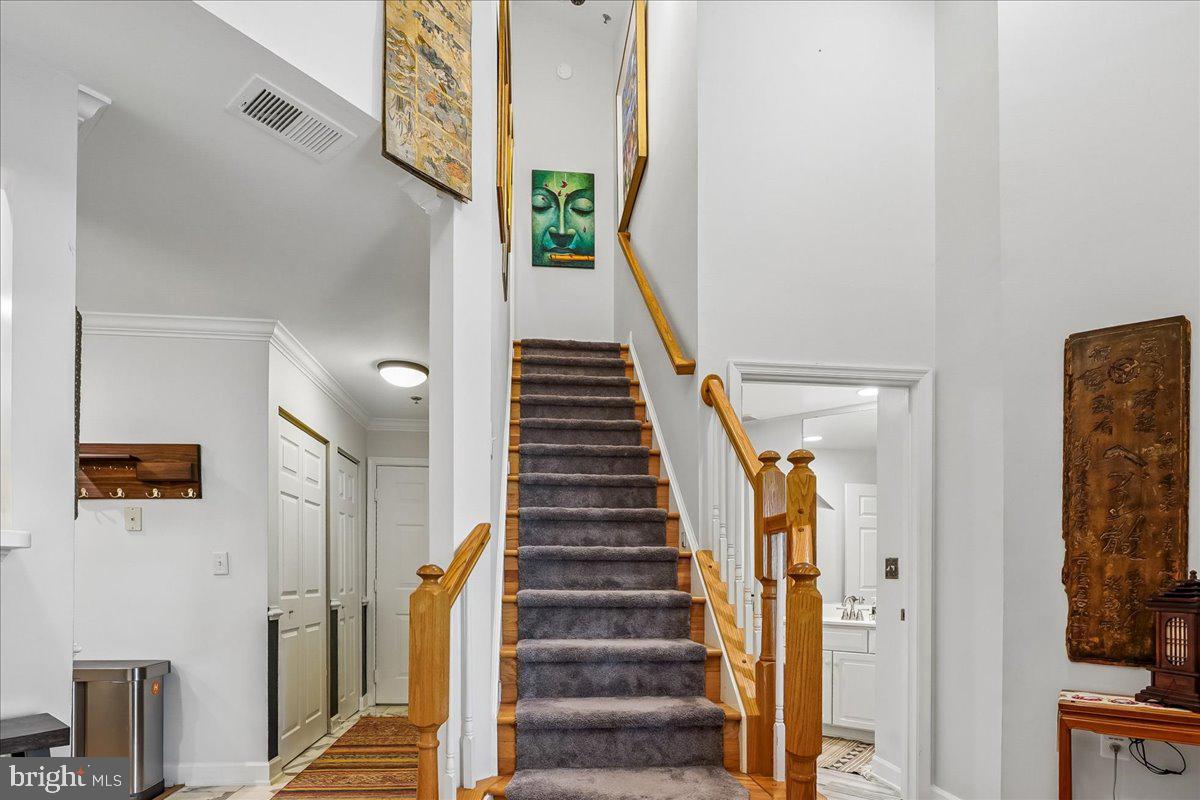 COURTHOUSE HILL - Residential
