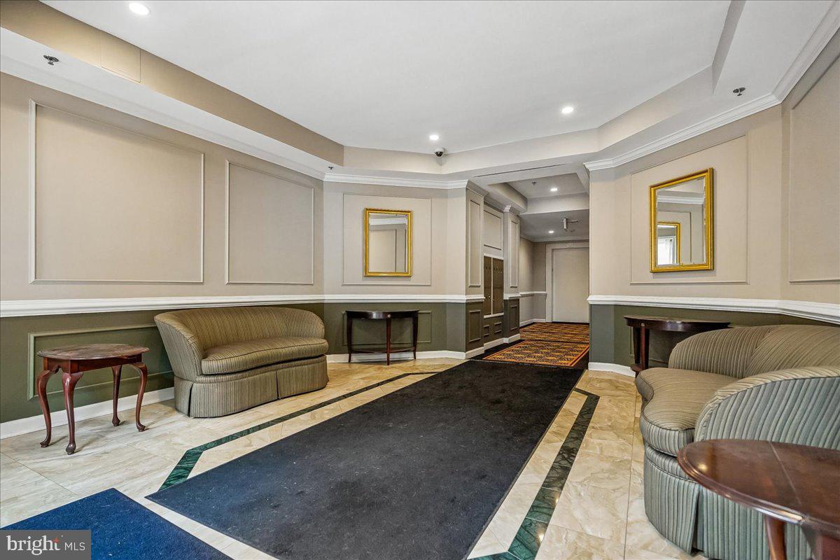 COURTHOUSE HILL - Residential