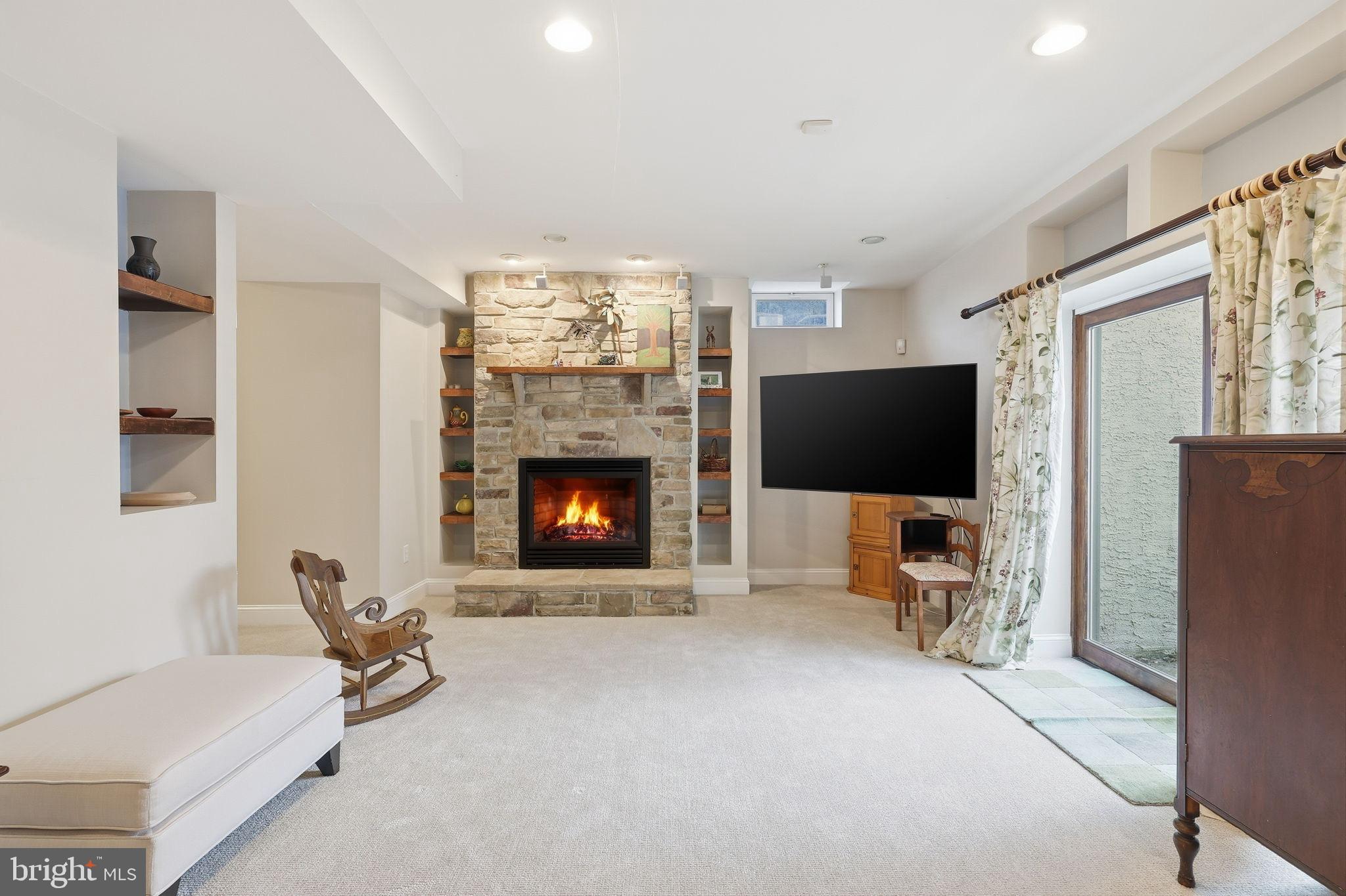 DOLINGTON ESTATES - Residential