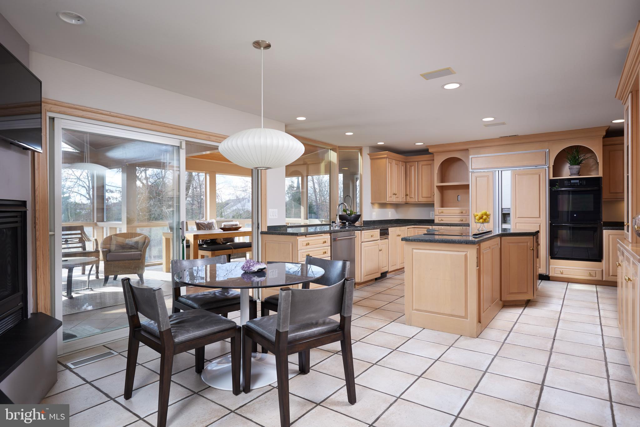 POTOMAC VILLAGE - Residential