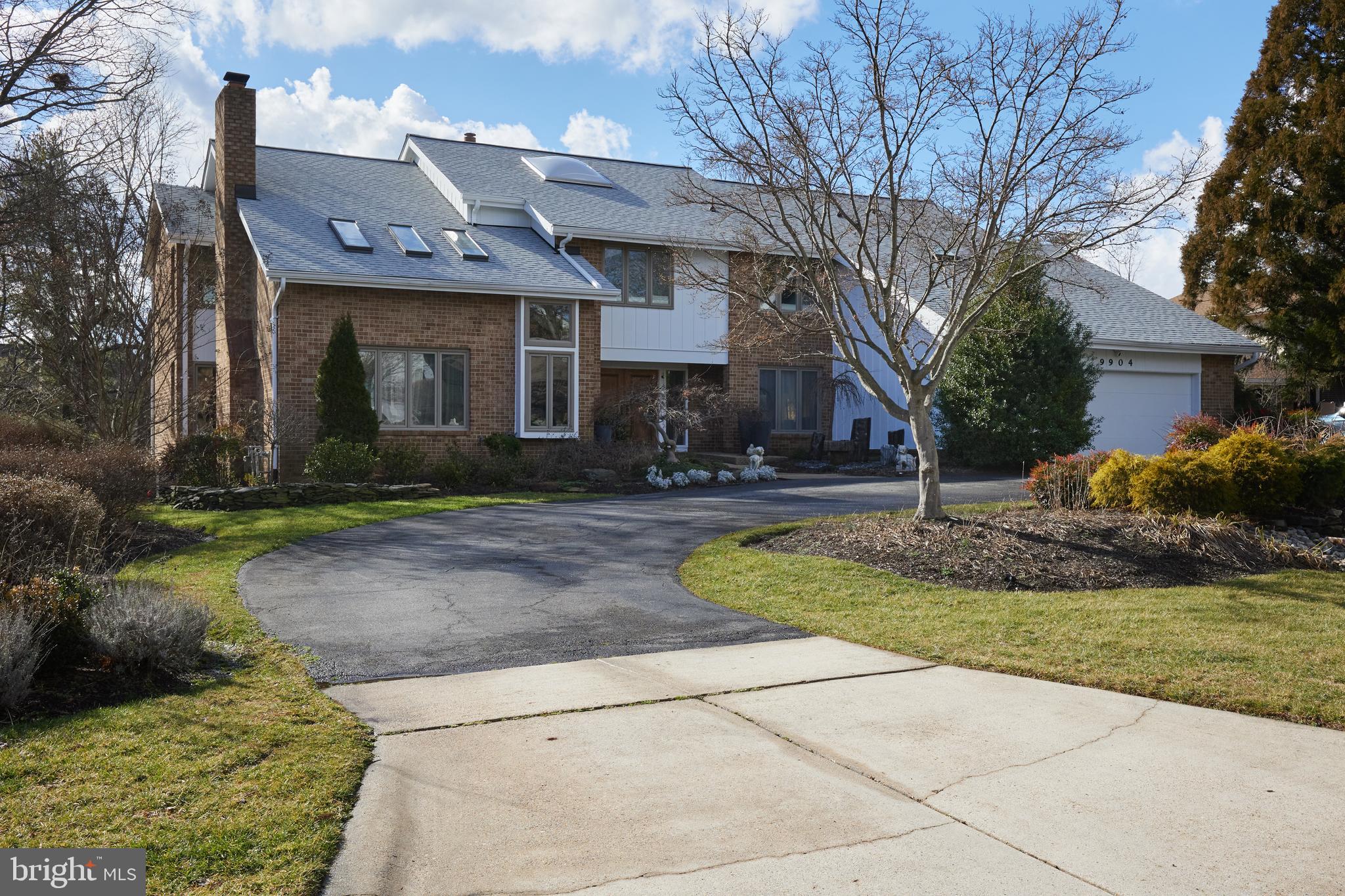 POTOMAC VILLAGE - Residential