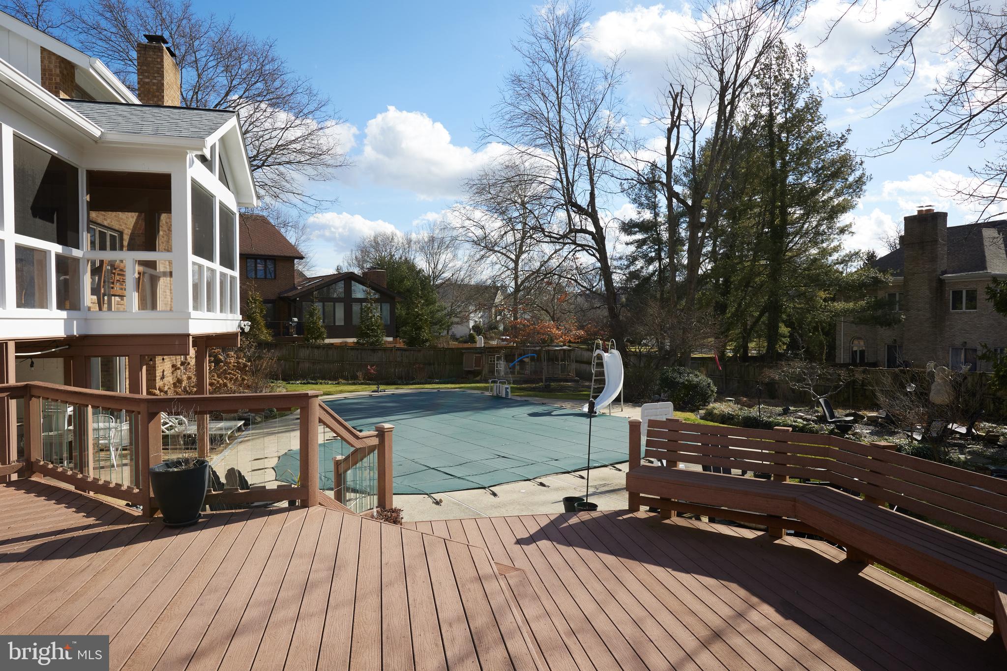POTOMAC VILLAGE - Residential