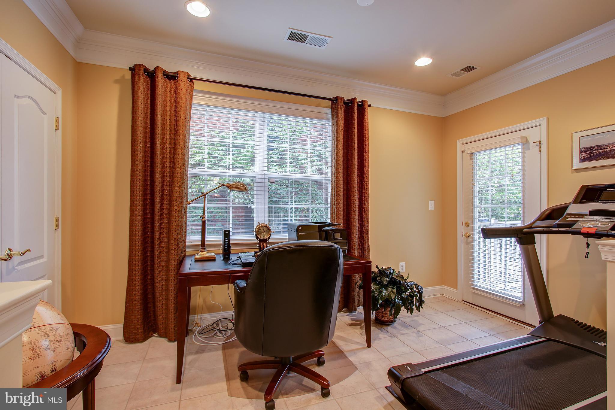 KING FARM BAILEYS COMMON - Residential