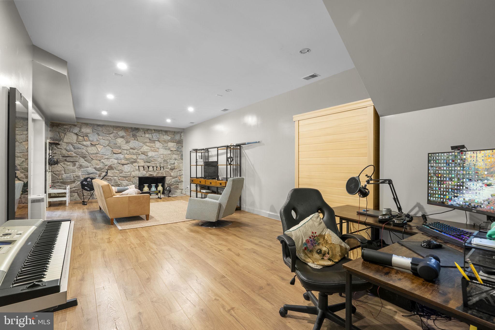CABIN JOHN PARK - Residential
